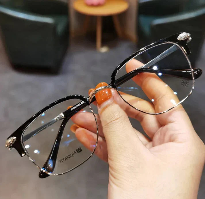 LAST DAY SALE 60% OFF：Ultra Light Anti Blue Presbyopic Glasses